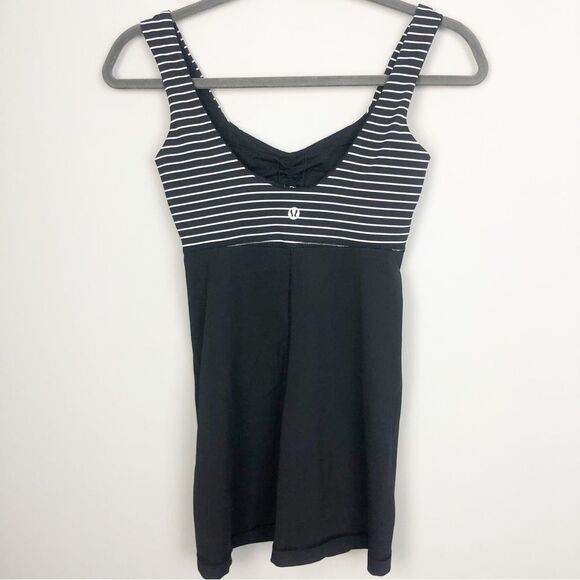 LULULEMON ATHLETICA | Aria II Black & White Striped Long Tank Top Women’s Size 2 - Picture 6 of 8